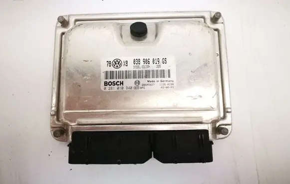 Volkswagen PASSAT B7 USA Engine control unit/module 038906019GS