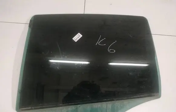 Lancia Musa Rear door window glass AS3