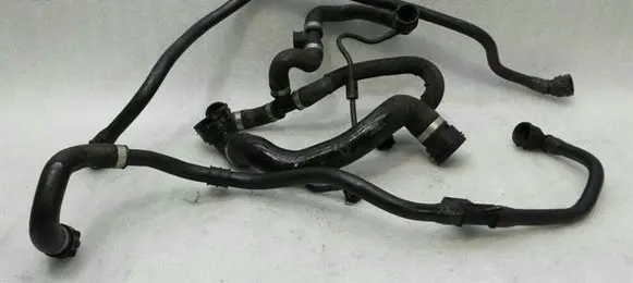 Mercedes-Benz C W205 Engine coolant pipe/hose A2055015600