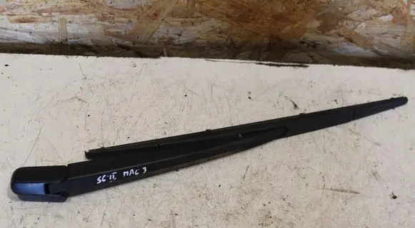 Subaru Forester SG Rear wiper blade arm 