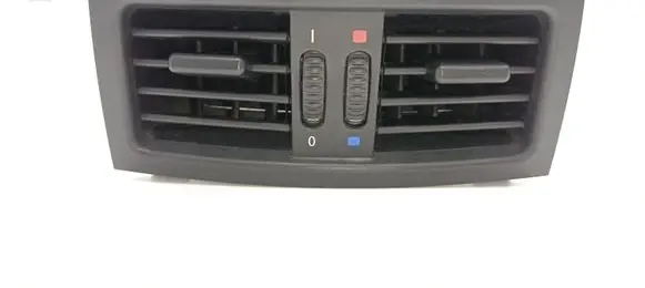 BMW 5 E60 E61 Rear air vent grill 6932023 6932024 64226932023