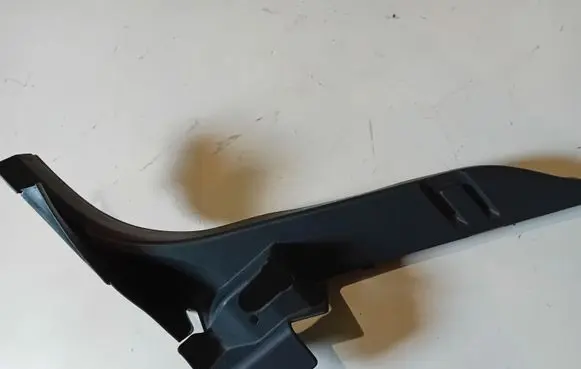 Opel Astra H Other sill/pillar trim element 24464167