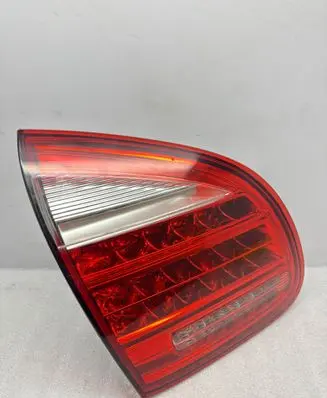 Porsche Cayenne (92A) Tailgate rear/tail lights 7P5945093L 89090775