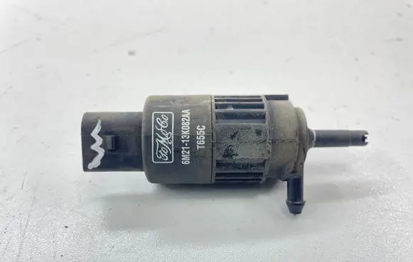 Ford S-MAX Windscreen/windshield washer pump 6M2113K082AA