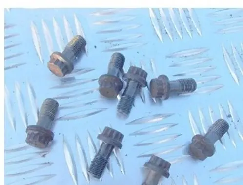 Mercedes-Benz E W124 Nuts/bolts 