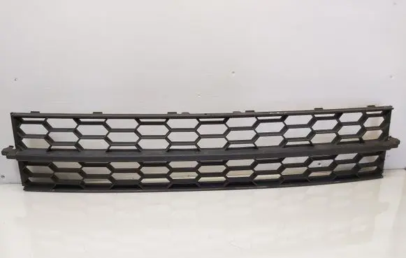 Skoda Octavia Mk3 (5E) Front bumper lower grill 5E0853677
