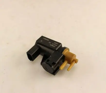 Volvo XC90 Engine mount vacuum valve 31480559