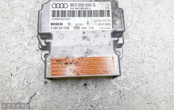 Audi A4 S4 B7 8E 8H Airbag control unit/module 8E0959655G 0285001668