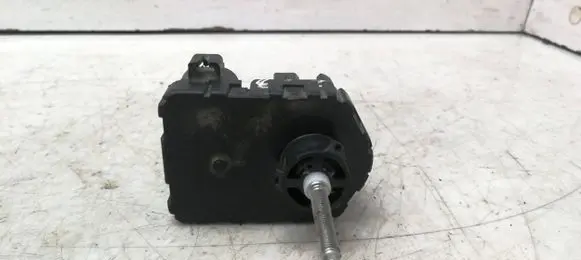 Toyota Yaris Headlight level adjustment motor 