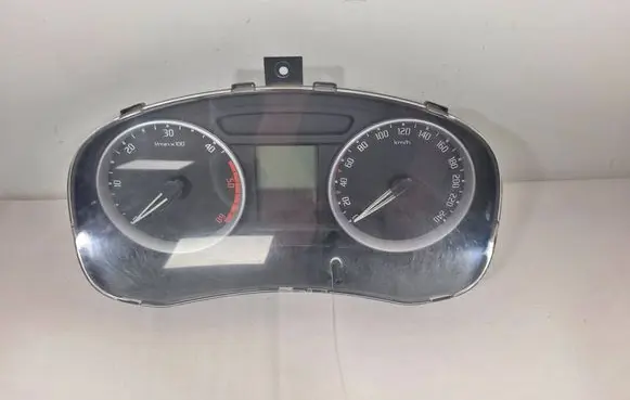 Skoda Fabia Mk2 (5J) Speedometer (instrument cluster) 5J0920810C SKZ7Z0G4583610 V2823466