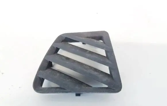 Dash center air vent grill
