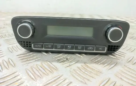 Volkswagen Polo V 6R Climate control unit 6R0907044A