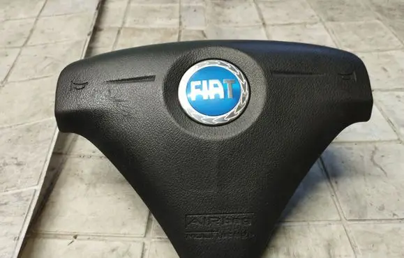 Fiat Croma Steering wheel airbag 1001854 MD052990090 735399616