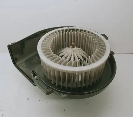 Volkswagen Fox Heater fan/blower 6Q1819015G A1915