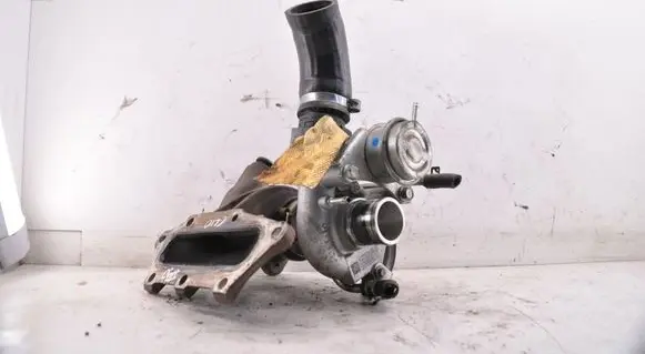 Renault Clio IV Turbo 144103742R 14120702369