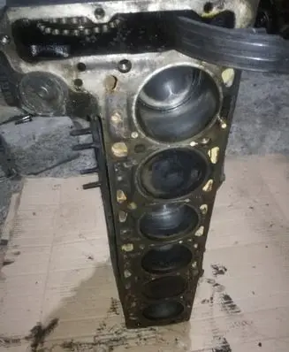 Mercedes-Benz E W123 Engine block 1100110601
