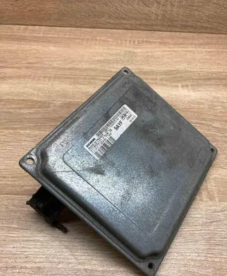Ford Focus Engine control unit/module ECU 4M5112A650HF S118934101F USED