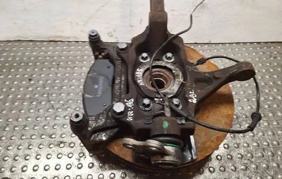Opel Vivaro Front wheel hub spindle knuckle S14784195 400144570R