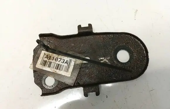 Mazda 3 I Engine mounting bracket 