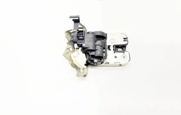 Audi A4 S4 B8 8K Tailgate/trunk/boot lock/catch/latch 8K9827505