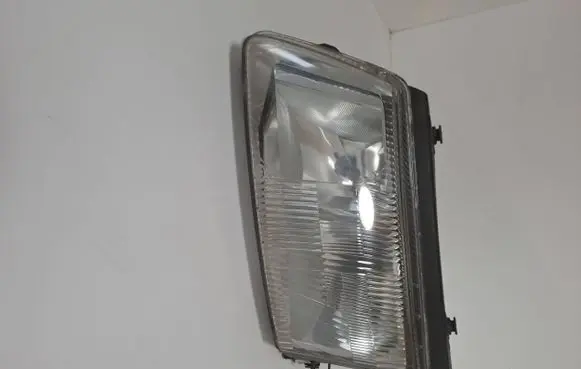 Volkswagen PASSAT B5 Headlight/headlamp 14742500