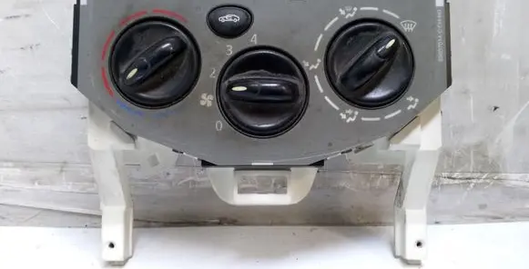 Nissan Primastar Climate control unit