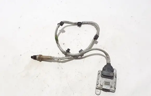 Renault Trafic III (X82) Lambda probe sensor 227900040R