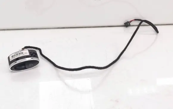 Mercedes-Benz E W211 Tailgate opening switch A2118211151