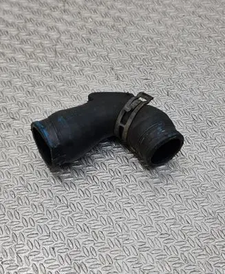 Mercedes-Benz C W204 Engine coolant pipe/hose A6512000682