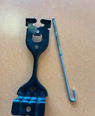 Battery bracket