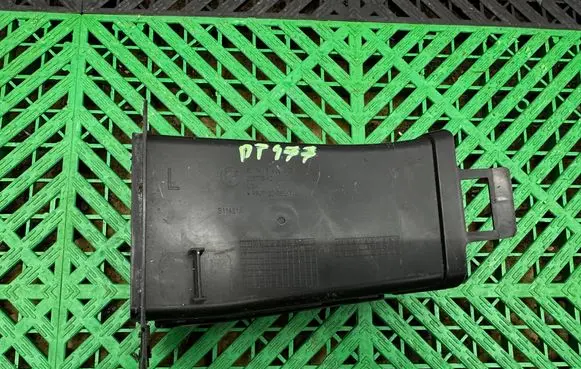 BMW X3 G01 Cabin air duct channel 7400005