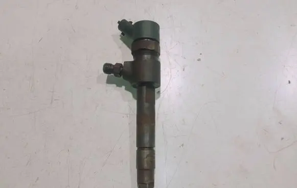 Alfa Romeo 147 Fuel injector 0445110276 8H823T7AA