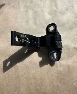 Volvo XC90 Front door upper hinge 31371553