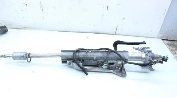 Steering wheel axle set