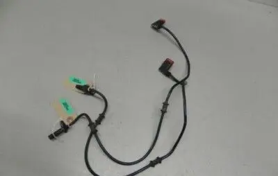 Mercedes-Benz E W212 ABS rear brake sensor A2125402117