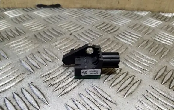 Volkswagen PASSAT CC Airbag deployment crash/impact sensor 5N0959351B 43111606