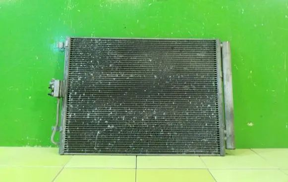 Hyundai i30 A/C cooling radiator (condenser) XP182
