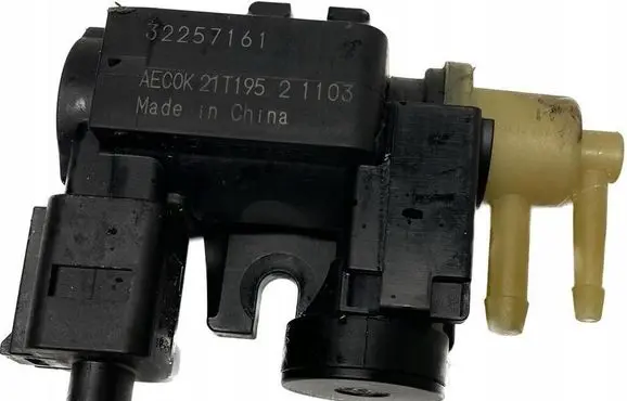 Volvo XC40 Turbo solenoid valve 32257161