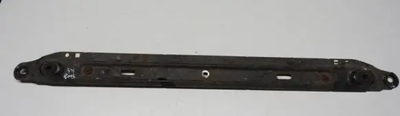 Peugeot 5008 Radiator mount bracket 