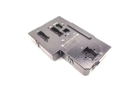 Mercedes-Benz C W204 Fuse module 2049060205 2049019702 2319025101