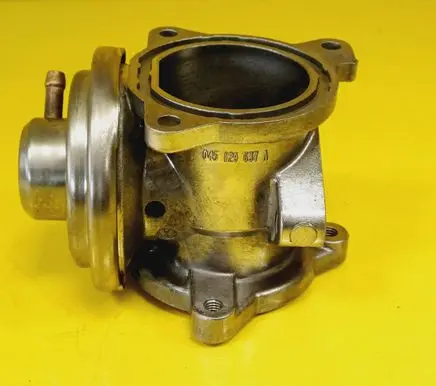 Skoda Fabia Mk1 (6Y) EGR valve 045131501K 045129637A