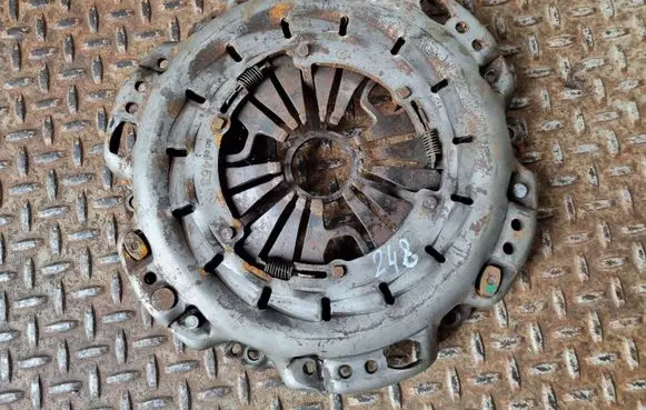 Mercedes-Benz Sprinter W906 Pressure plate 03L141025T