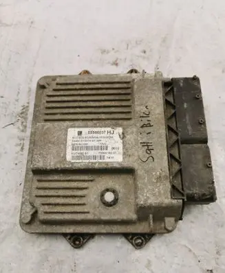 Opel Corsa D Engine control unit/module S4400Z13DT 7160018201 55566037