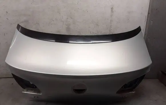 Volkswagen PASSAT CC Tailgate/trunk/boot lid 