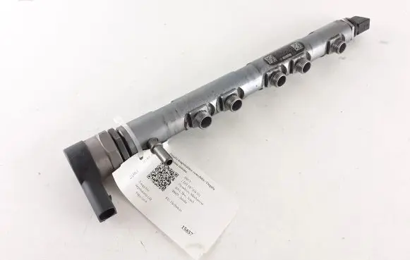 BMW 1 E81 E87 Fuel main line pipe 7797882 0445214131