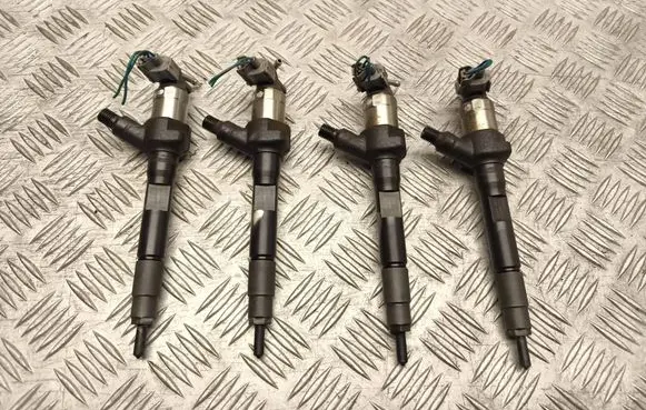Mazda 6 Fuel injectors set R2AA13H50 001103M64605