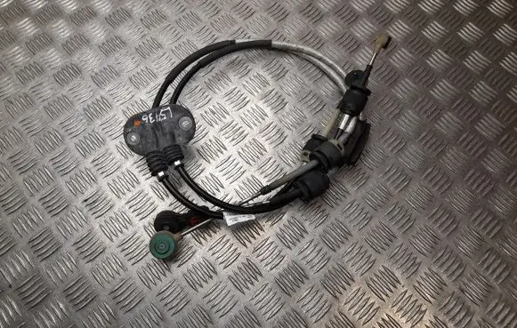Ford Kuga I Manual 5 speed gearbox AV4R7E395KC