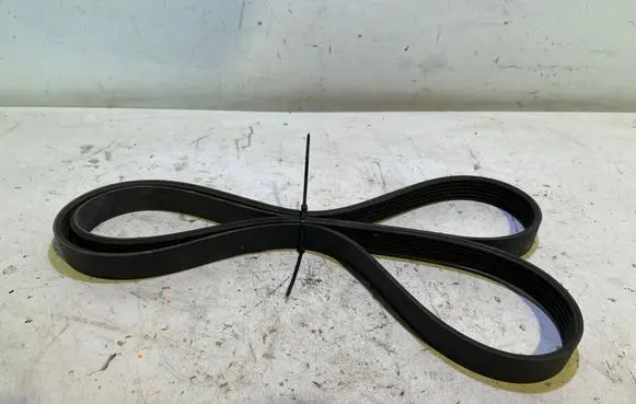 Jeep Grand Cherokee WL Alternator belt 68448596AA