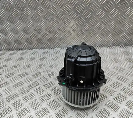 Porsche Macan (95B) Heater fan/blower 8T2820021 8T0820521F