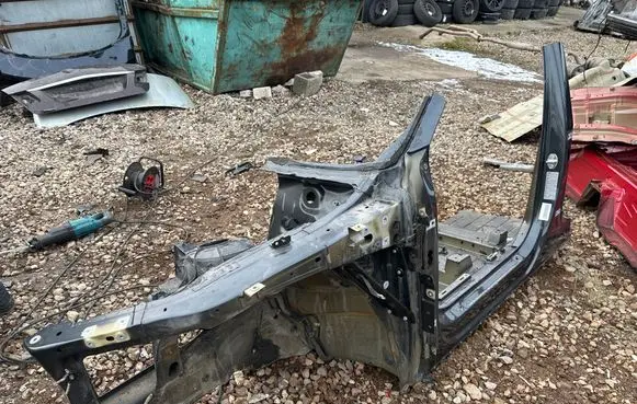 Front quarter panel
